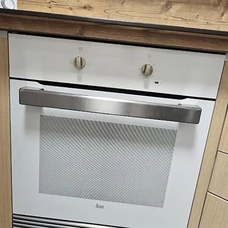 Vacansis Y Konukevi 3*